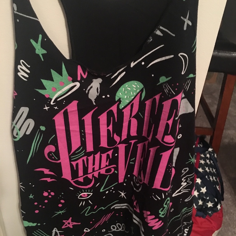 Pierce the veil tank